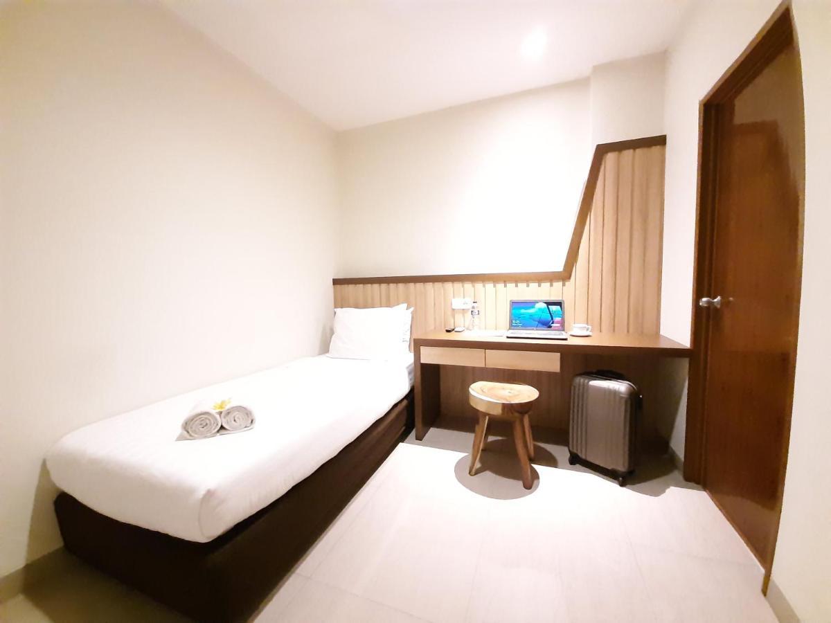 Hotel Pantes Kota Lama 세마랑 외부 사진