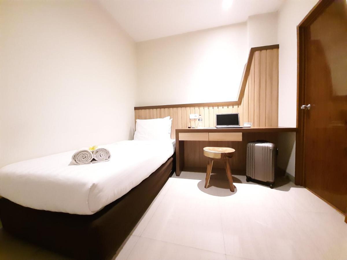 Hotel Pantes Kota Lama 세마랑 외부 사진